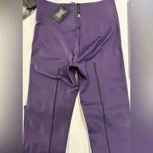 Savage Fenty High-waist legging NWT (never worn)